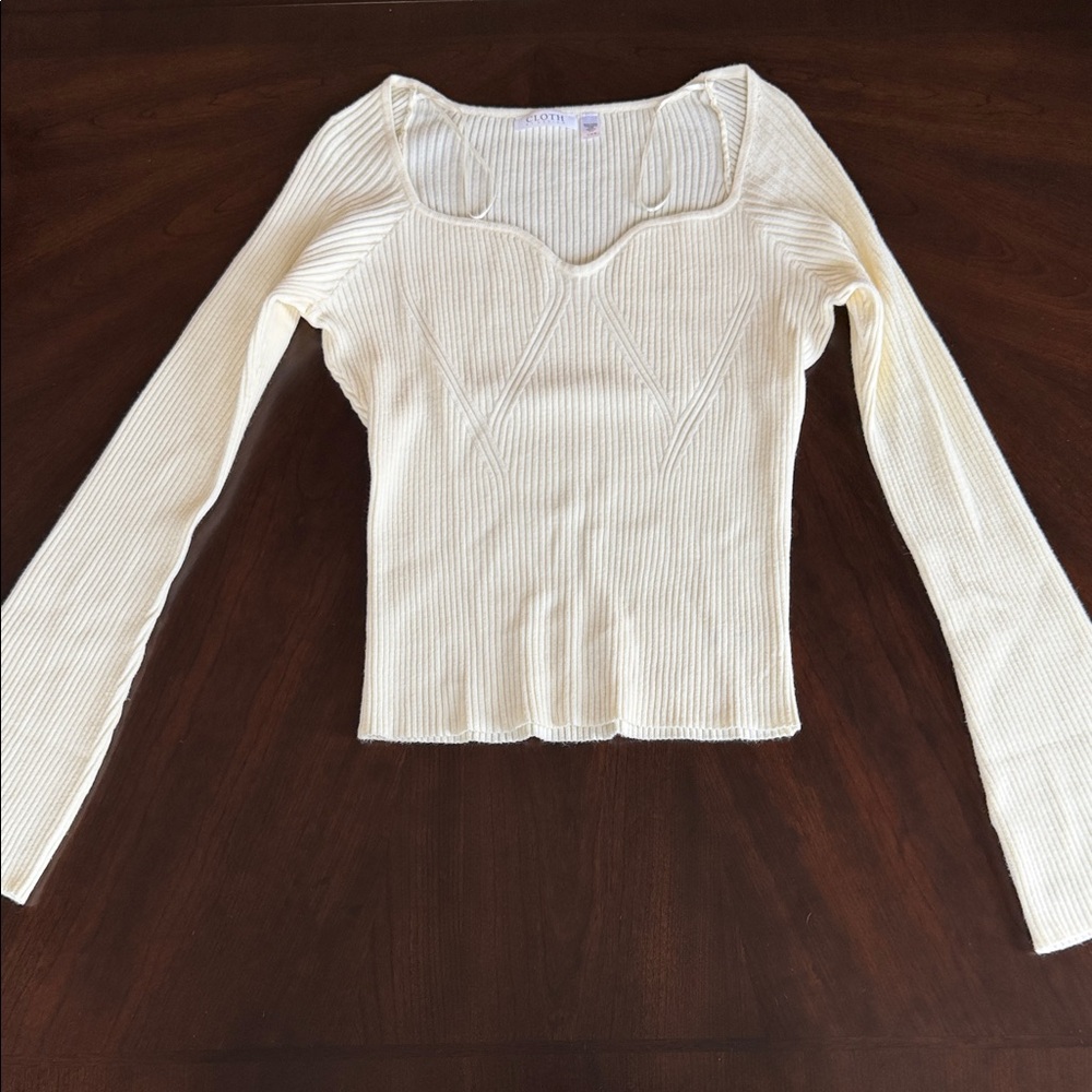 Ribbed Long-Sleeve Top with Sweetheart Neck in Cream